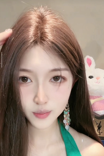 2025蛇蛇的直播间