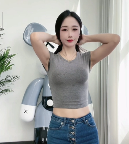 2025蛇蛇的直播间